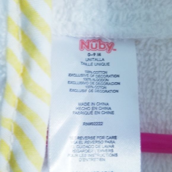 3/$25 Nuby Yellow Duck Embroidered White Towel Baby Robe Size 0-9M - Picture 10 of 10